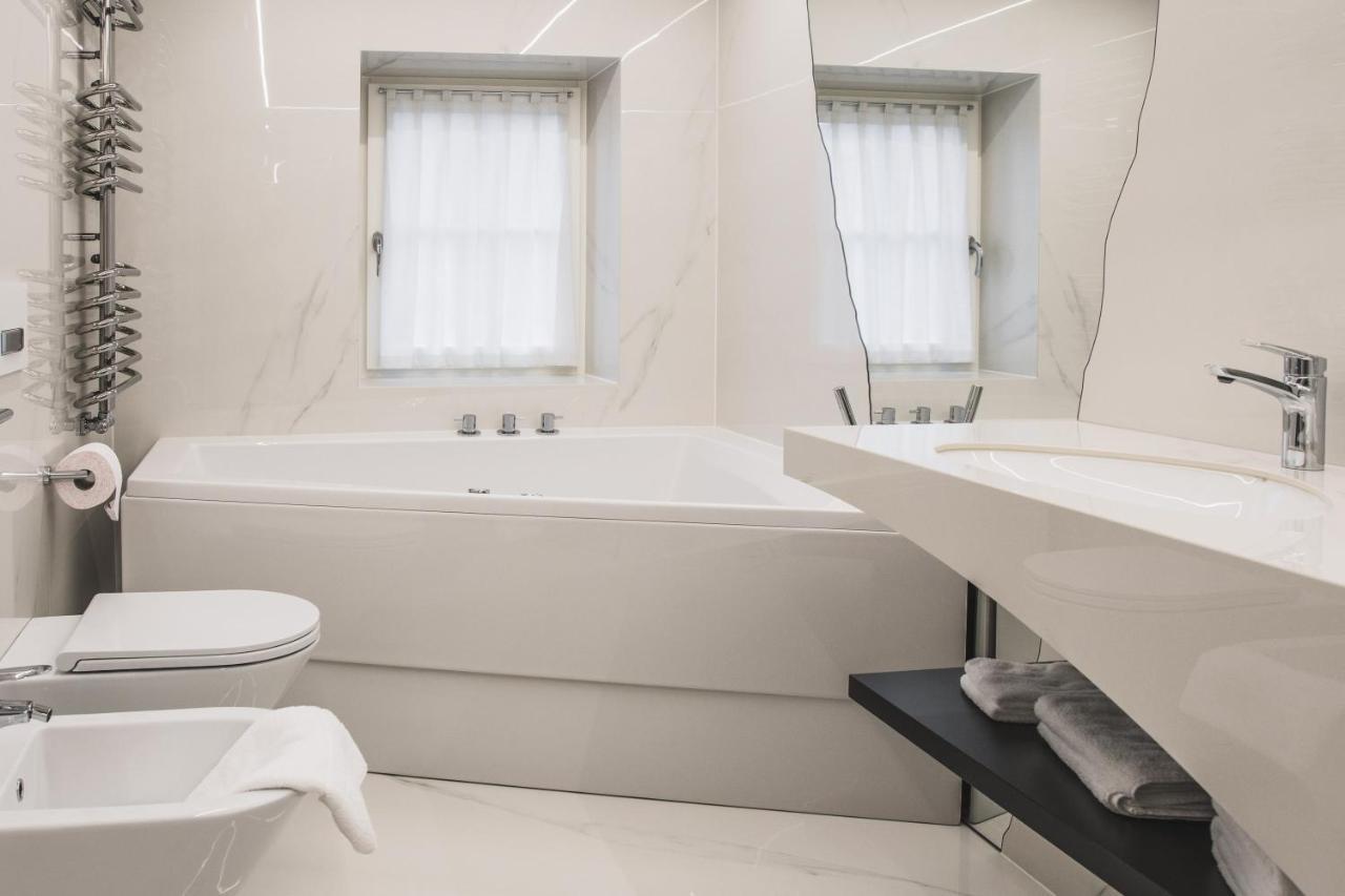 Apartments Villa Venezia Luxury オルティゼーイ エクステリア 写真